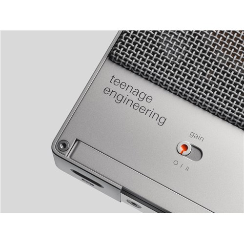 cm-15_closeup_2 (Large)